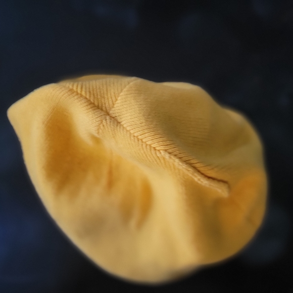 Lightly Used NFL Washington Redskins hat - Picture 7 of 7